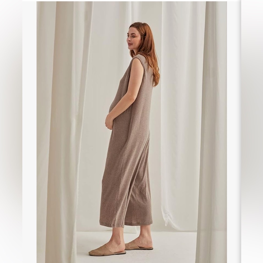 Nothing Fits But Jumpsuit - Picture 2 of 8